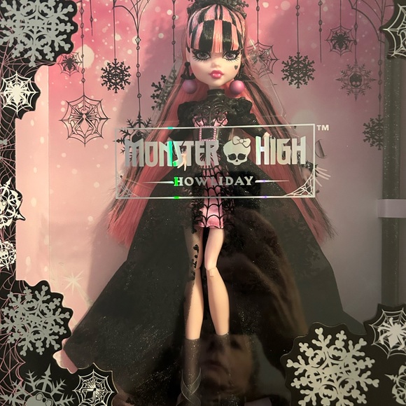 monster high Other - Monster High Howliday Doll with Black and Pink Outfit NIB